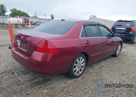 2006 Honda Accord 3.0 Ex z USA, uszkodzony, nr VIN 1HGCM66566A052731